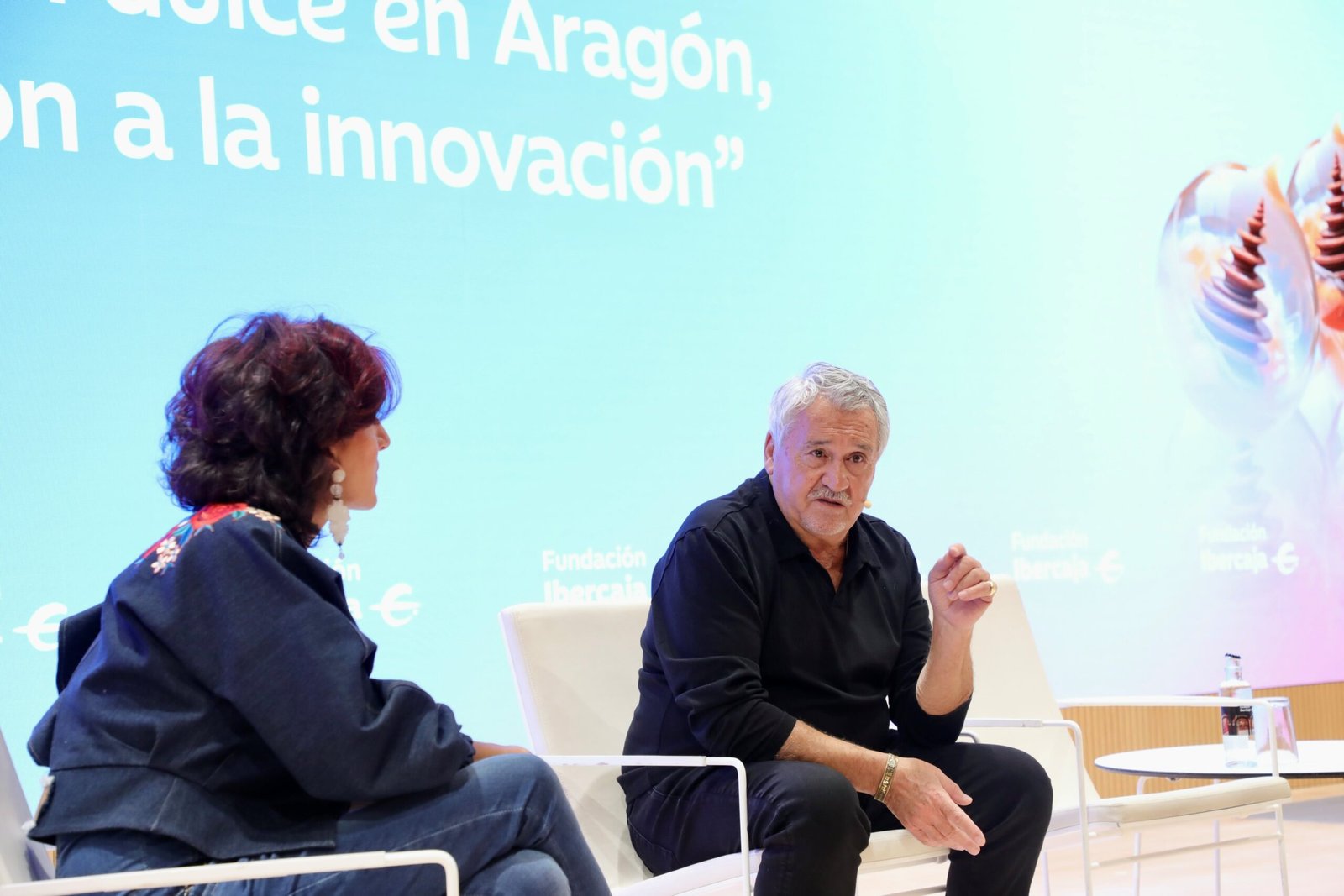 Paco Torreblanca y Carmen Abad dialogan sobre el futuro del dulce aragonés.