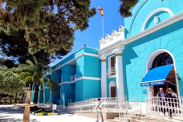 Balneario de Leana hotel Victoria entrada