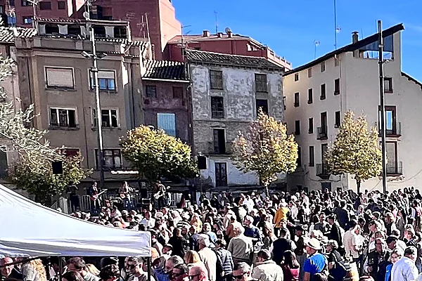 Ambiente de Barbastro Ciudad del Vino en la Plaza San Francisco