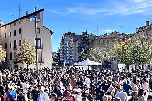 Ambiente de Barbastro Ciudad del Vino en la Plaza San Francisco