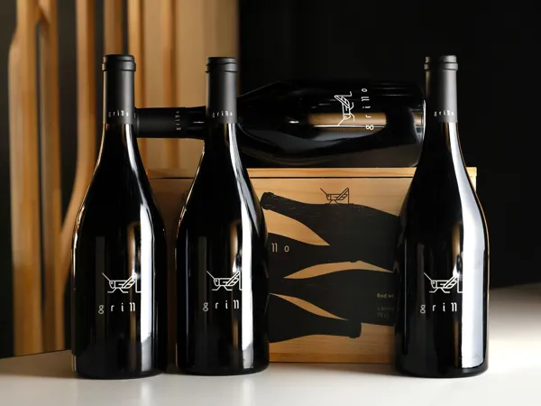 Botella Grillo 2017 Bodegas El Grillo y la Luna – vino tinto del Somontano