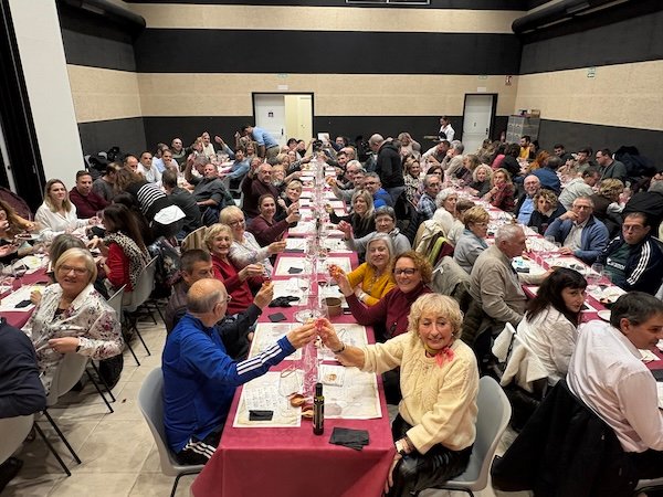 Ambiente en Villanueva de Gállego con Gusto
