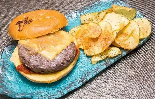 Original Burguer en Nola Gras